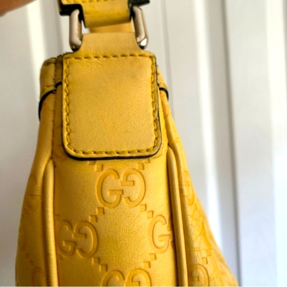 Authentic Gucci handbag - Picture 3 of 9